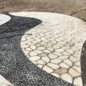 白山 黄金麻冰裂纹地铺石工地铺装案例