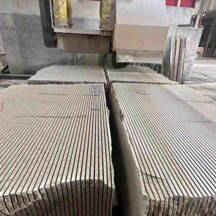 白山 车间生产日常，黄金麻白麻花岗岩