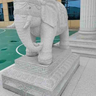 白山 白麻花岗岩动物异形石雕-大象