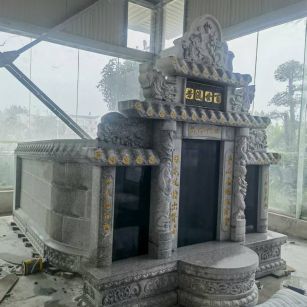 白山 芝麻白墓碑效果展示图