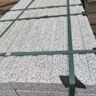 白山 白麻花岗岩直行盲道石，盲条，地铺石