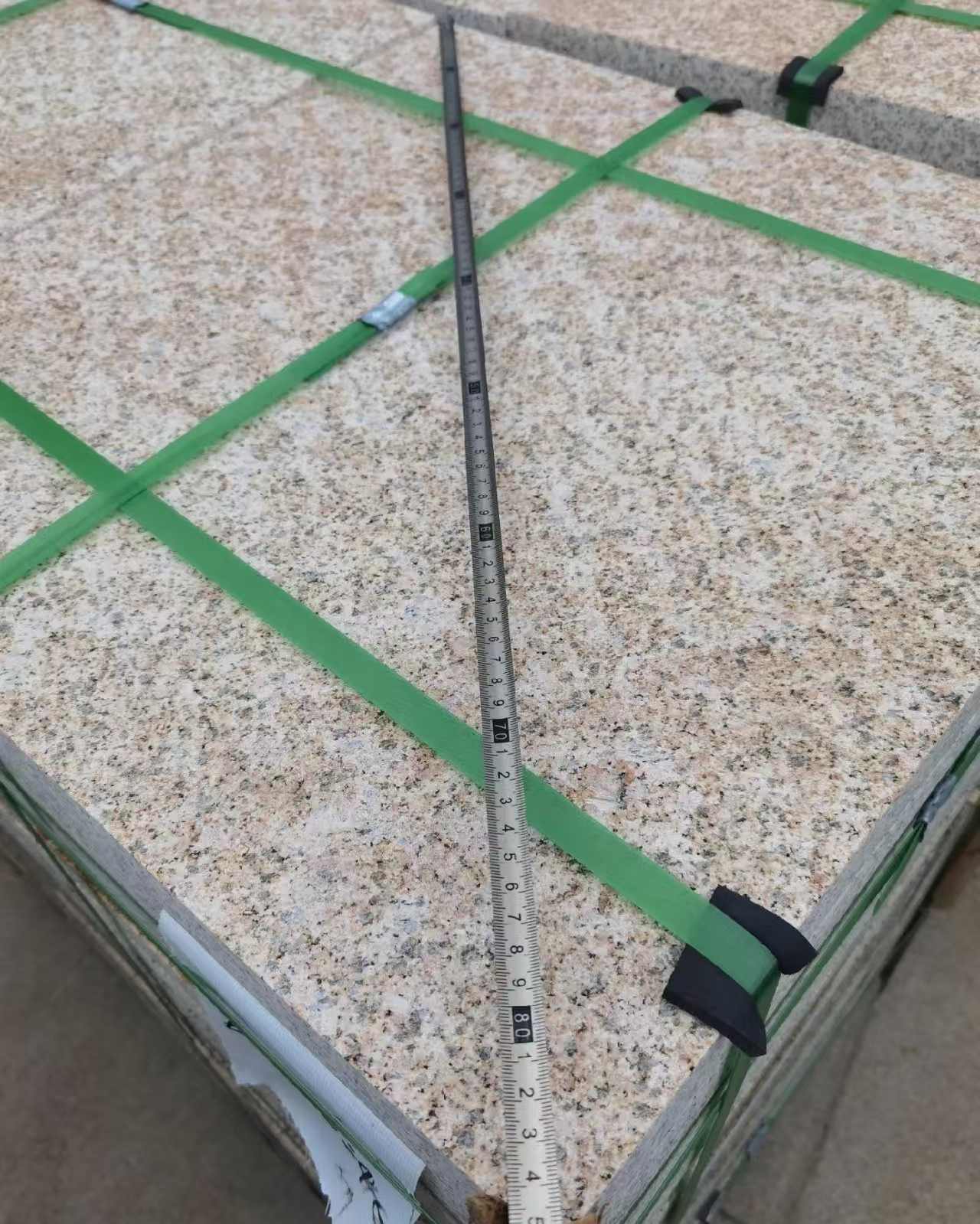 白山 黄金麻火烧面地铺石