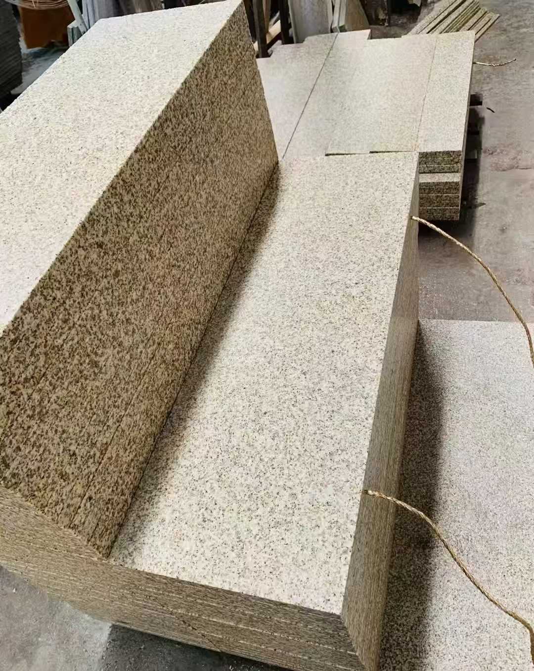 白山 黄金麻荔枝面外墙干挂成品