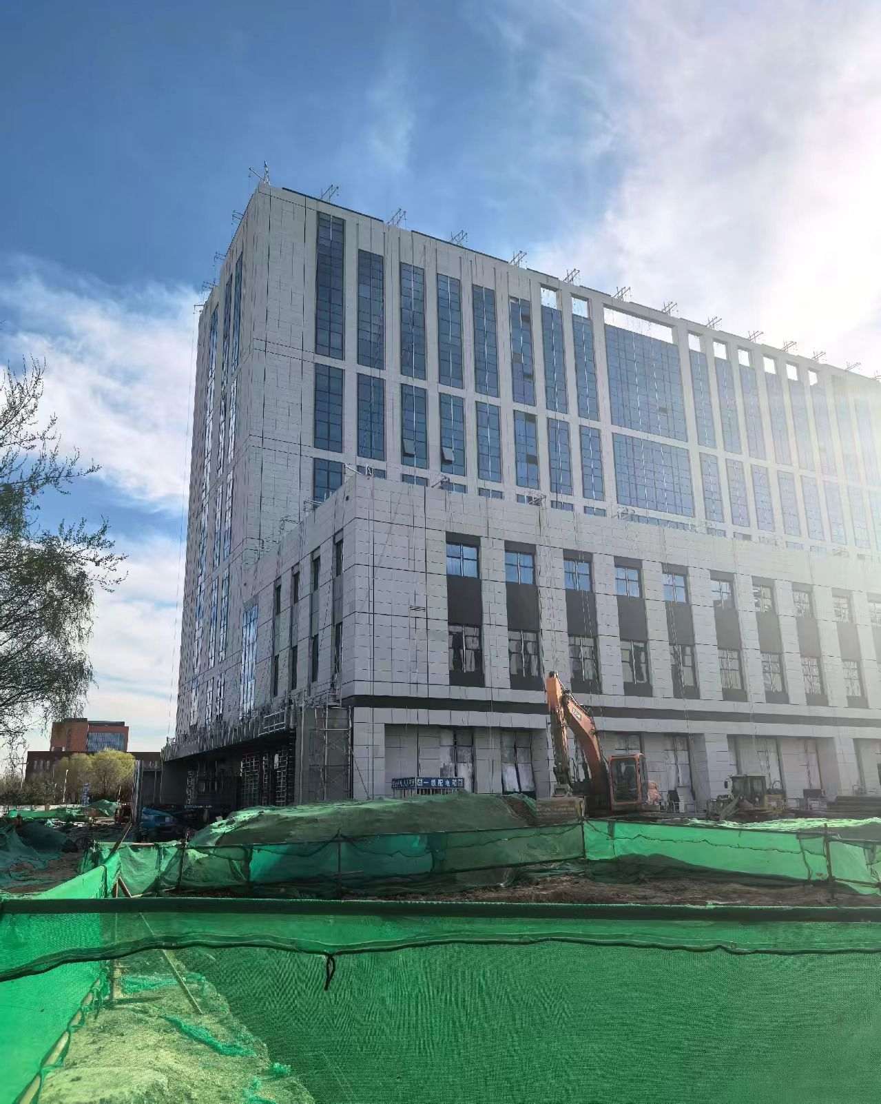 白山 白麻花岗岩石材外墙干挂