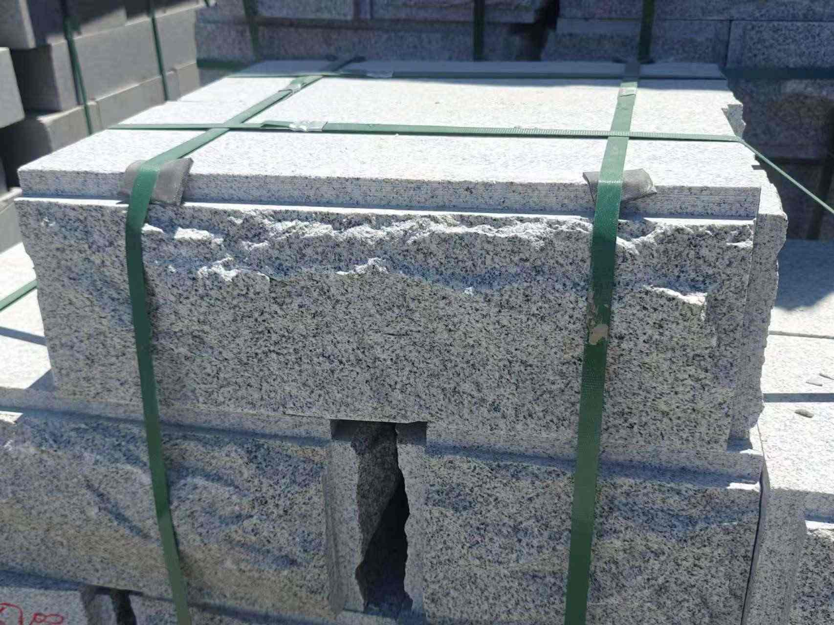 白山 芝麻白花岗岩自然面成品