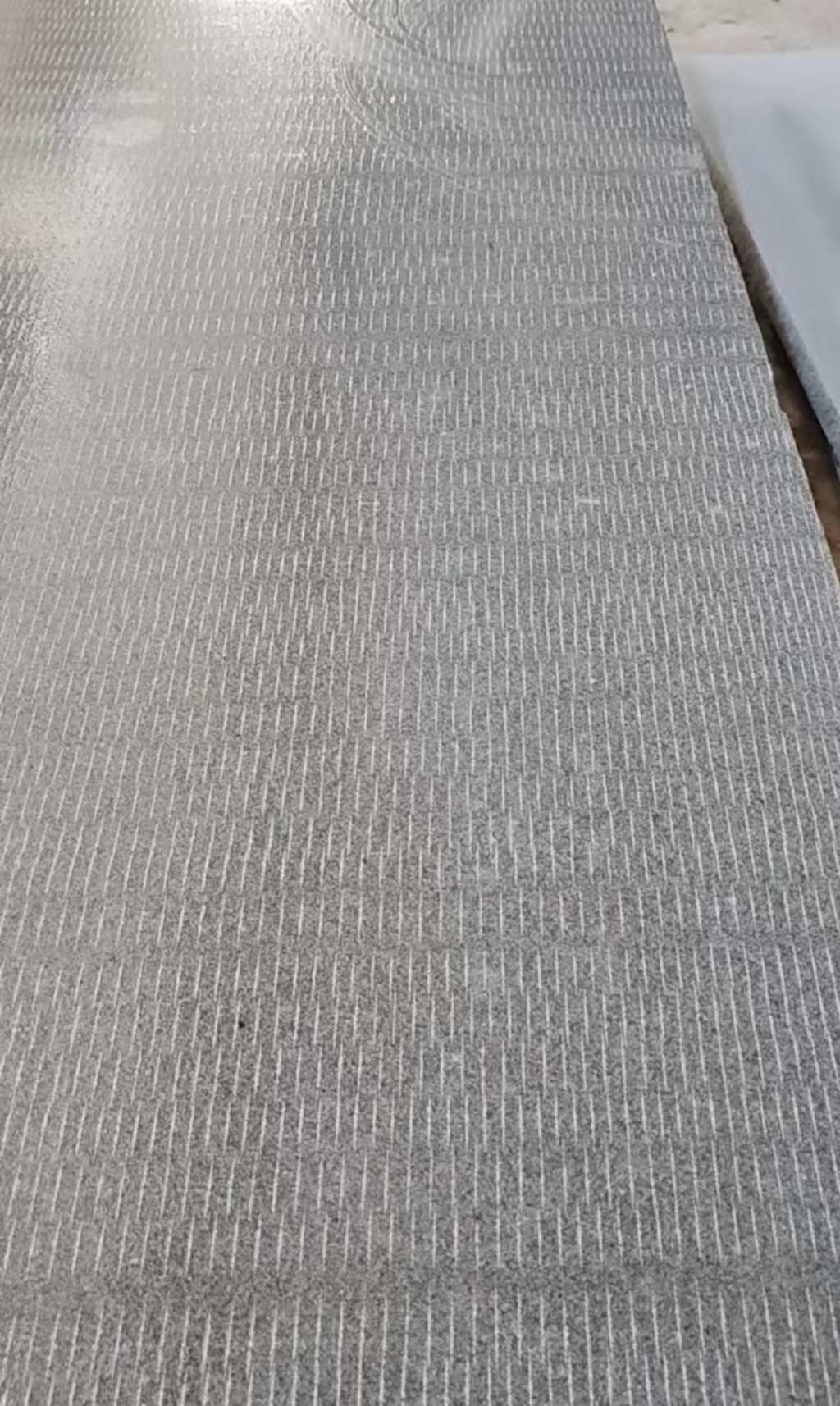 白山 芝麻灰花岗岩斧剁面，刀斩面