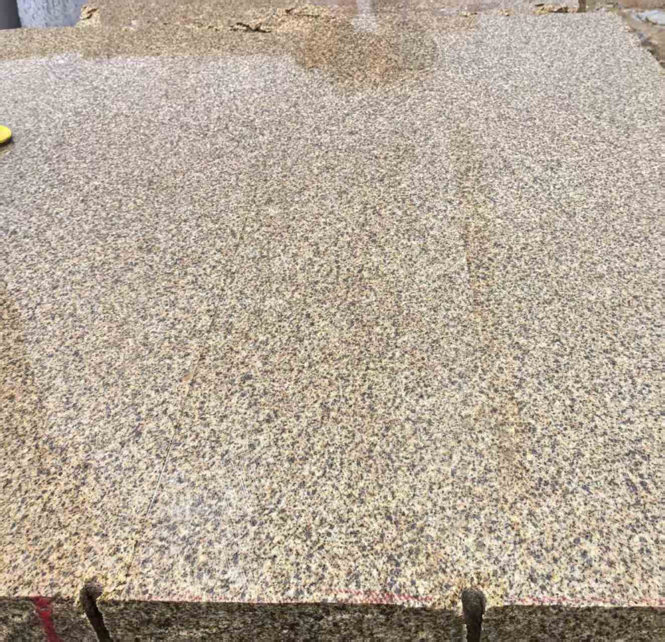 白山 黄金麻花岗岩石材方料