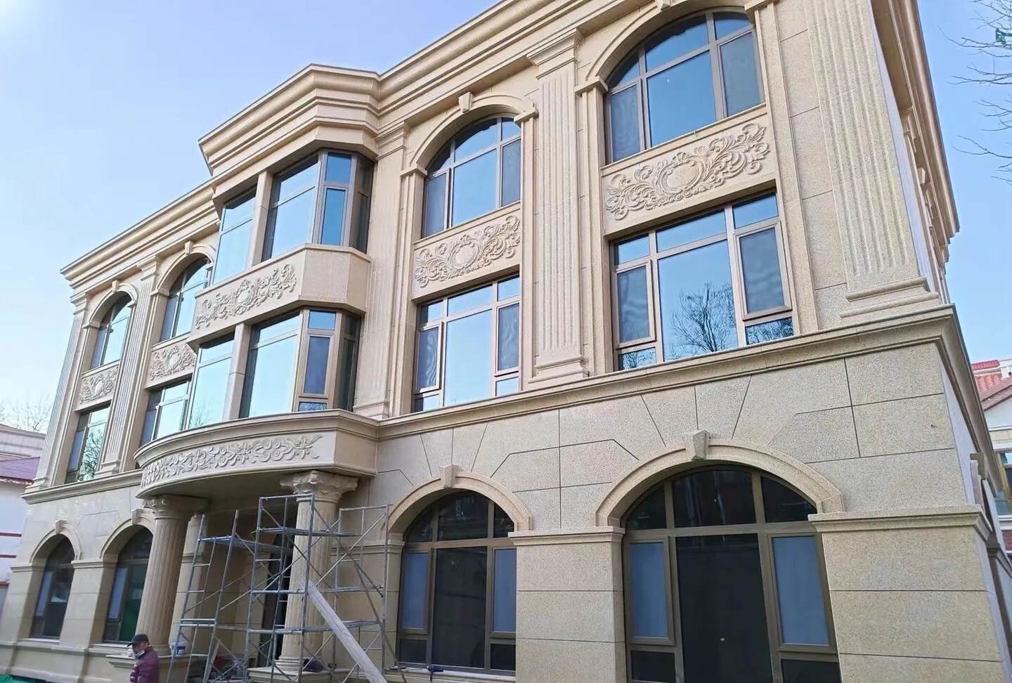 白山 黄金麻花岗岩别墅外墙干挂