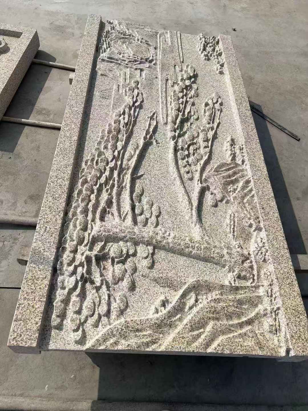 白山 黄金麻雕刻板浮雕迎客松